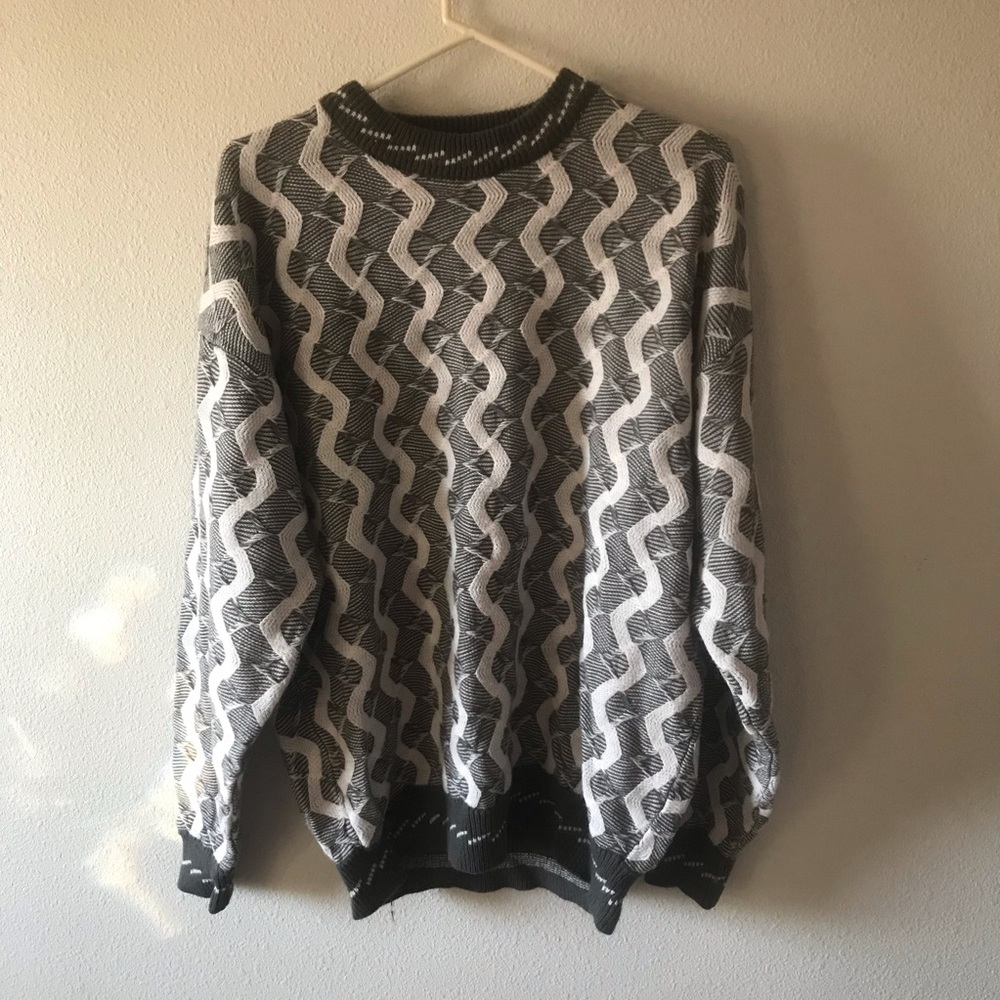 Retro Grey and White Knit Sweater